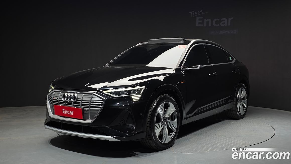 Audi e-tron 2022