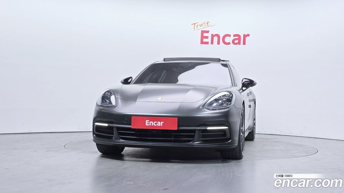 Porsche Panamera 2018