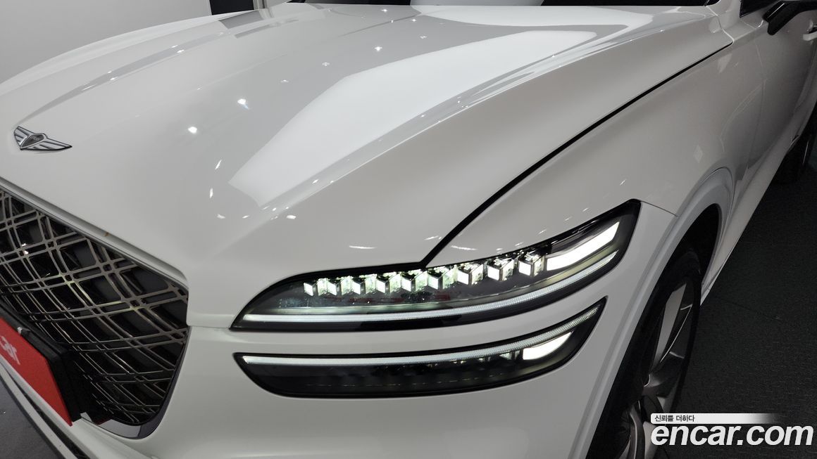 Genesis GV70 2025