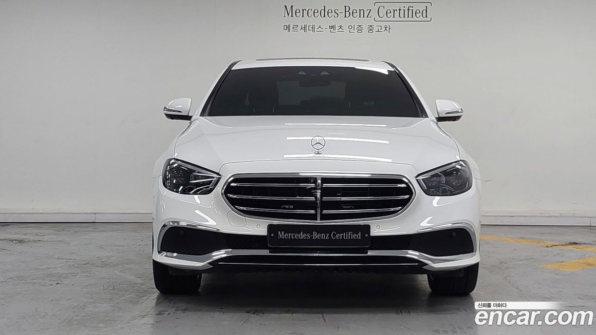 Mercedes-Benz E-Class 2023