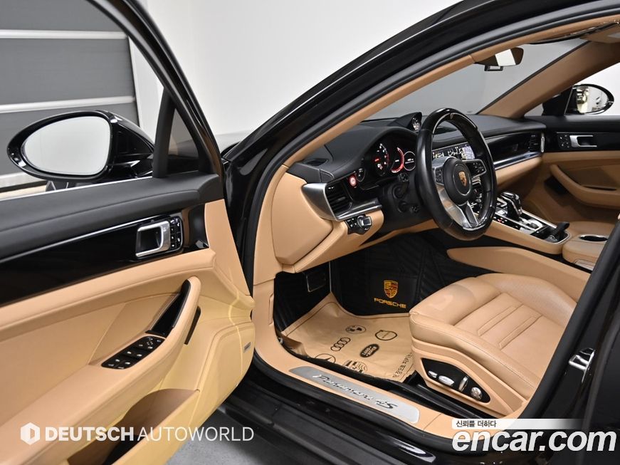Porsche Panamera 2018