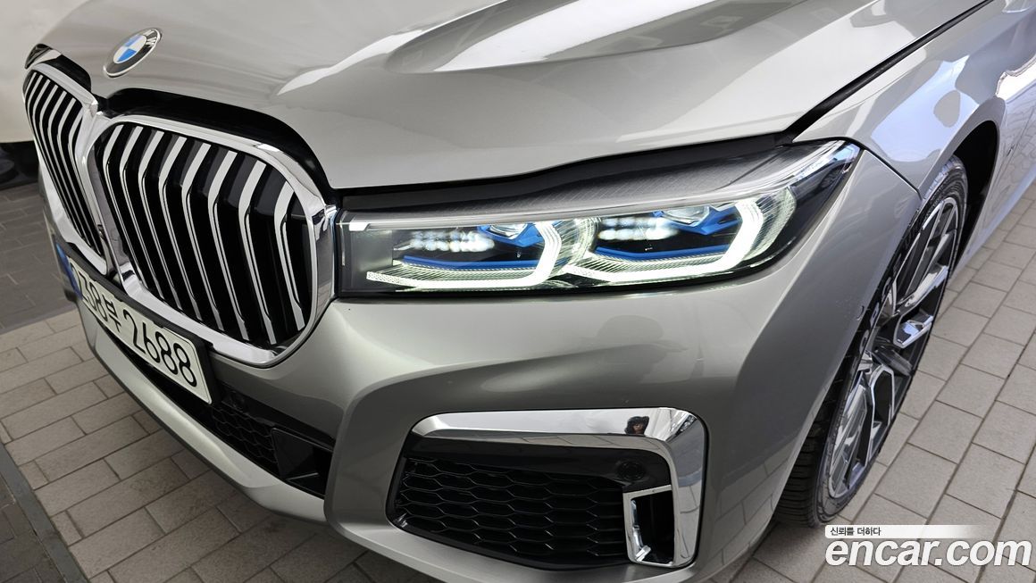 BMW 7-Series 2021