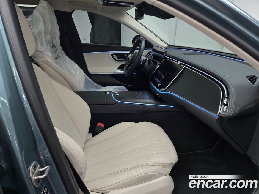 Mercedes-Benz E-Class 2025