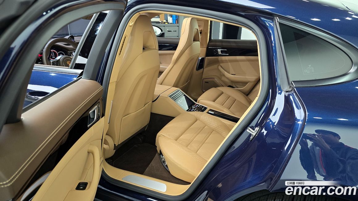 Porsche Panamera 2018