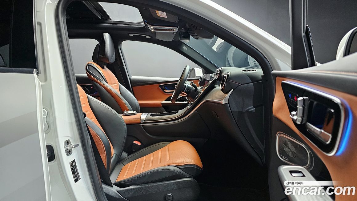 Mercedes-Benz GLC-Class 2024