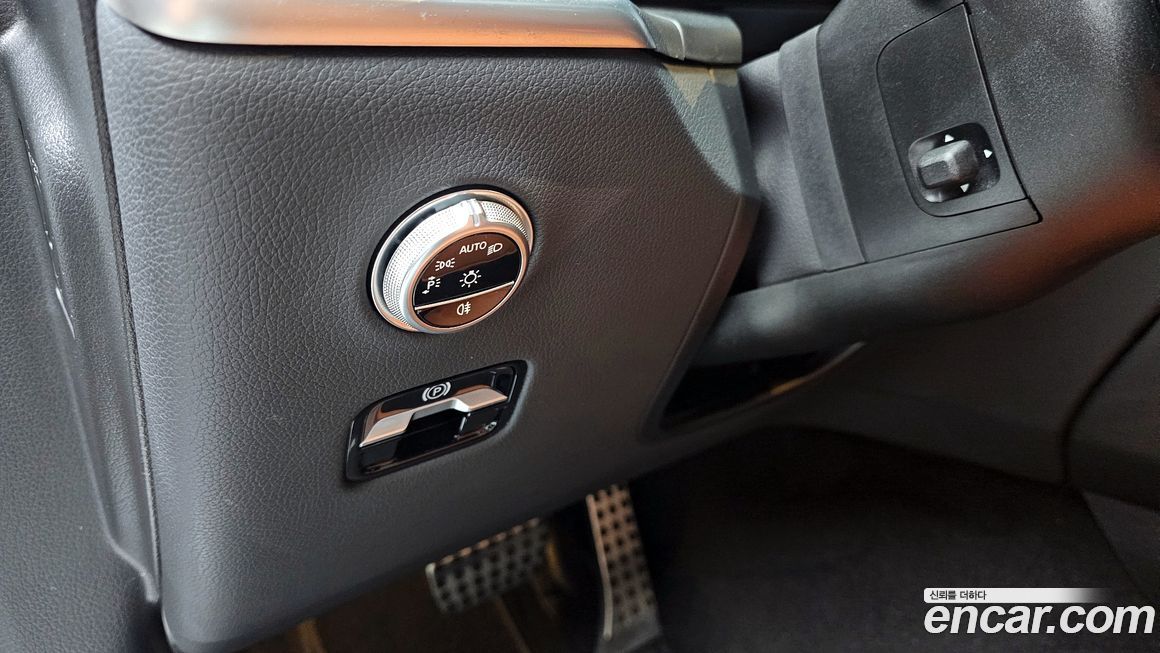 Mercedes-Benz GLC-Class 2024