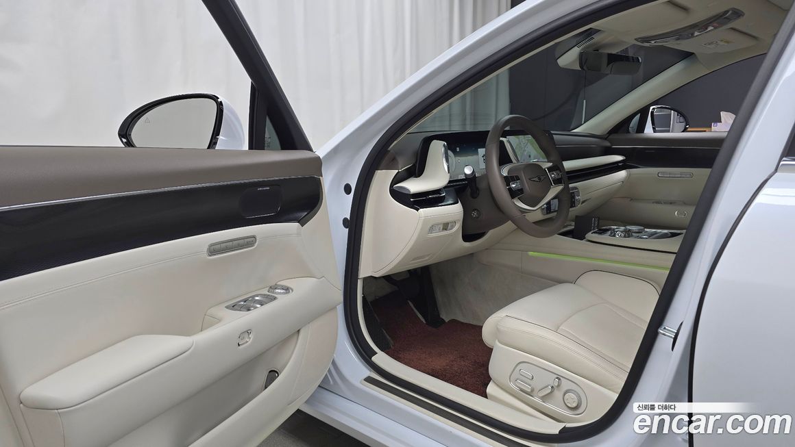 Genesis G90 2023