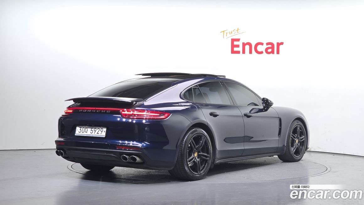 Porsche Panamera 2018