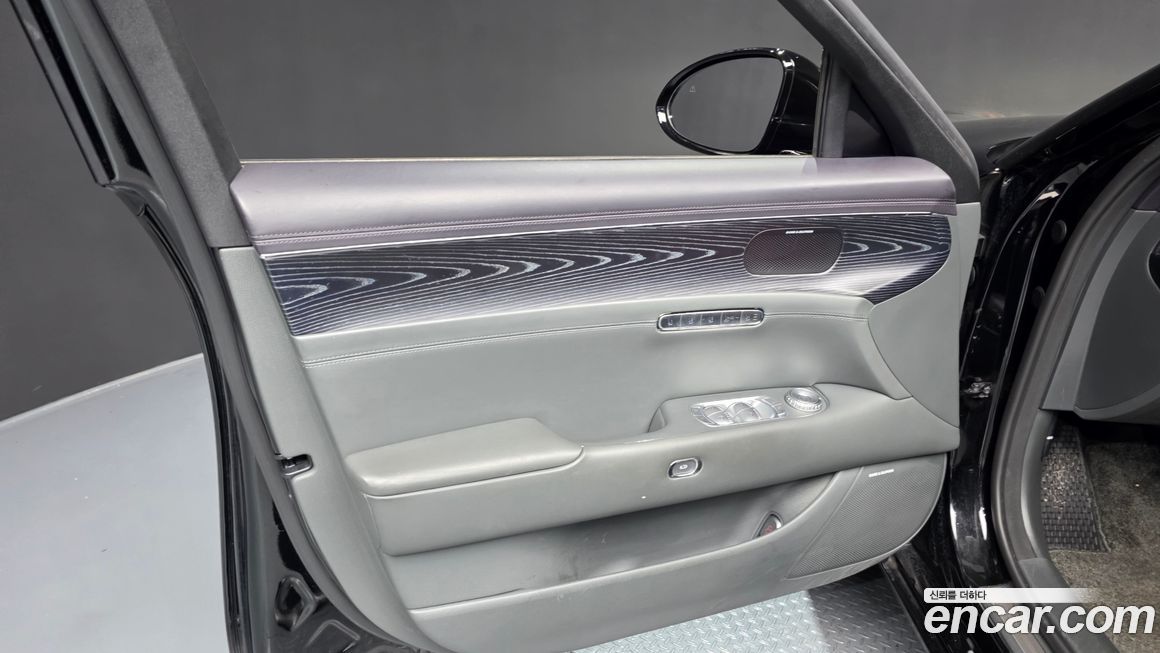 Genesis G90 2022