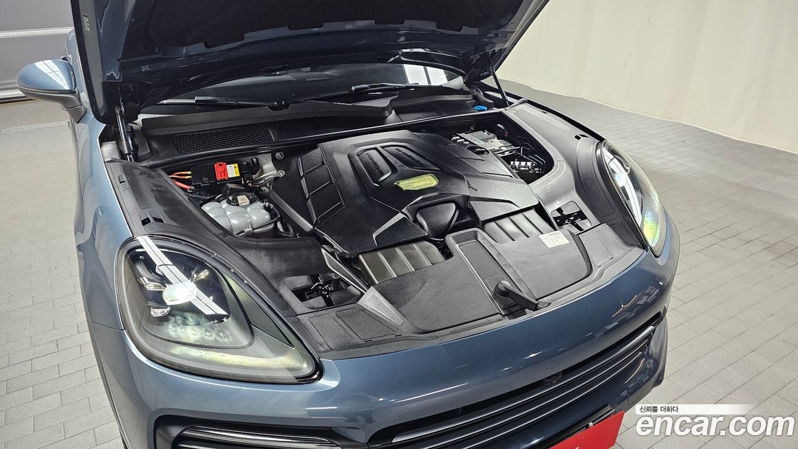 Porsche Cayenne 2020