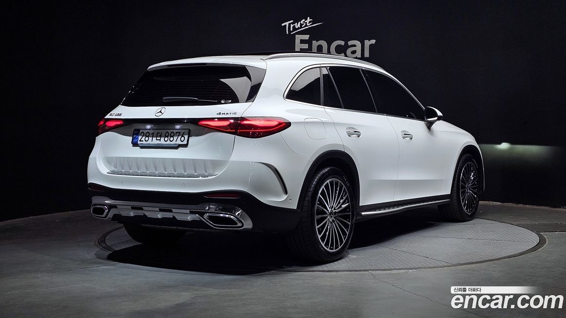 Mercedes-Benz GLC-Class 2024