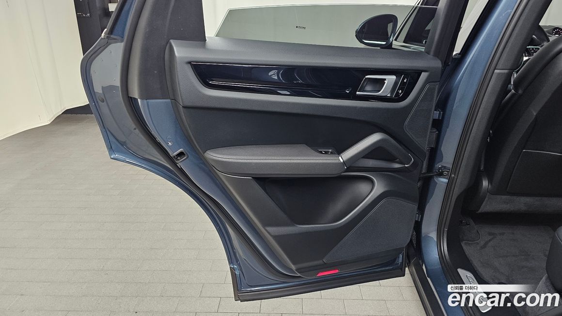 Porsche Cayenne 2020