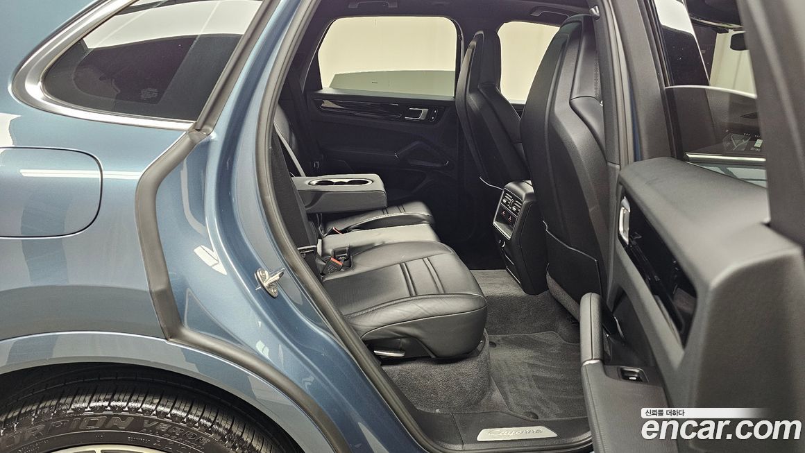 Porsche Cayenne 2020