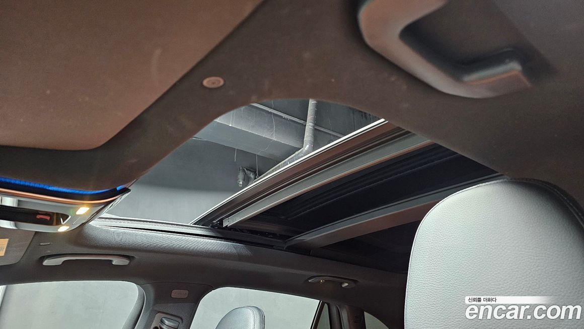 Mercedes-Benz GLC-Class 2024