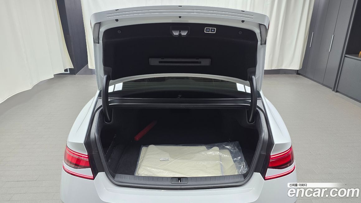 Genesis G90 2023