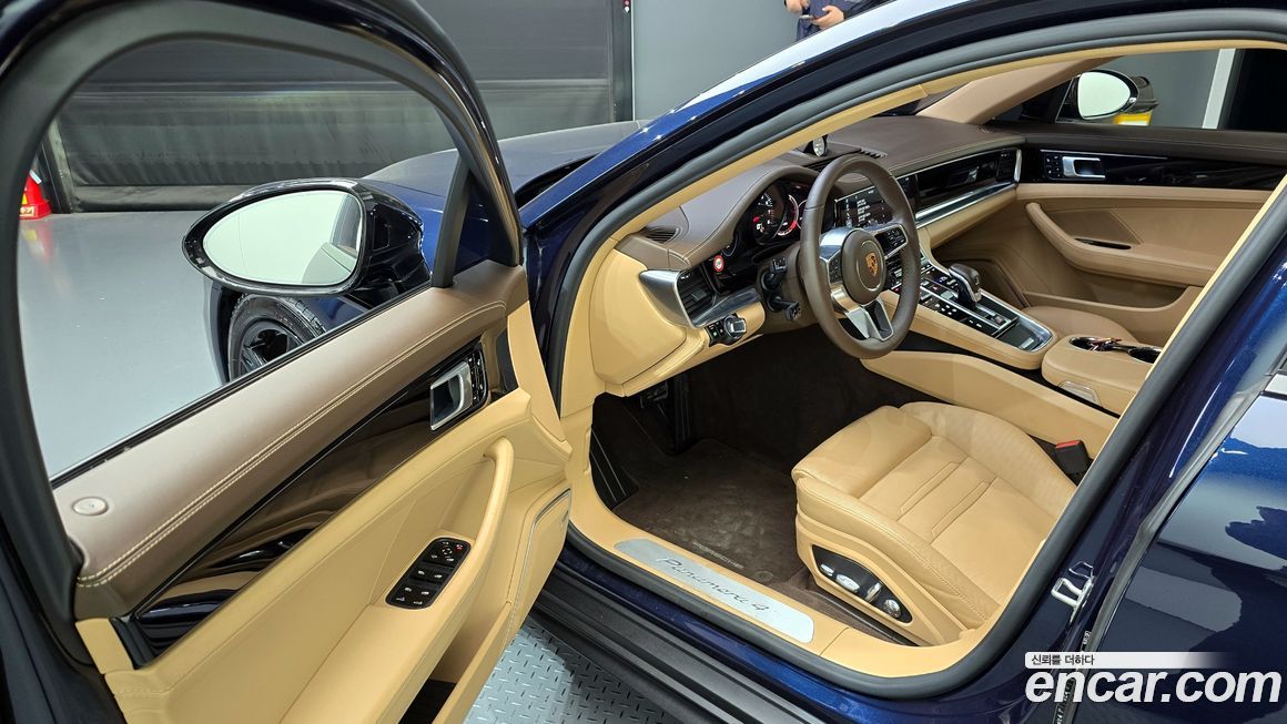 Porsche Panamera 2018