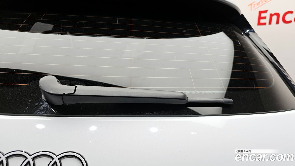 Audi Q6 e-tron 2025