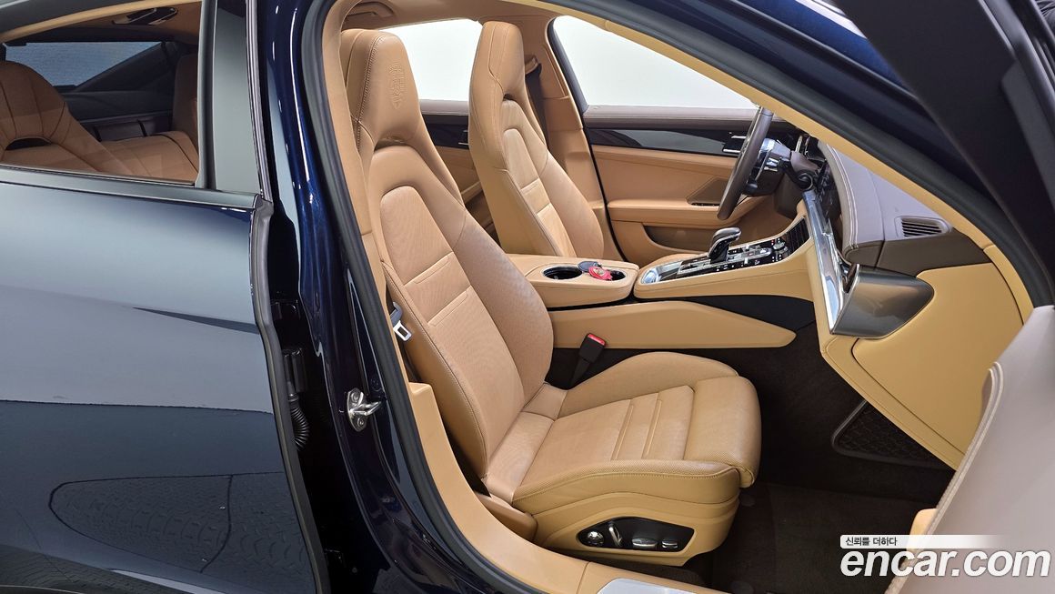 Porsche Panamera 2018