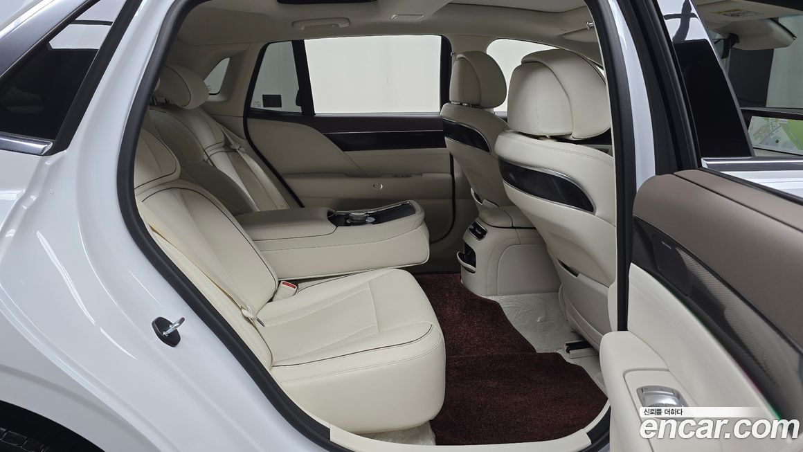 Genesis G90 2023