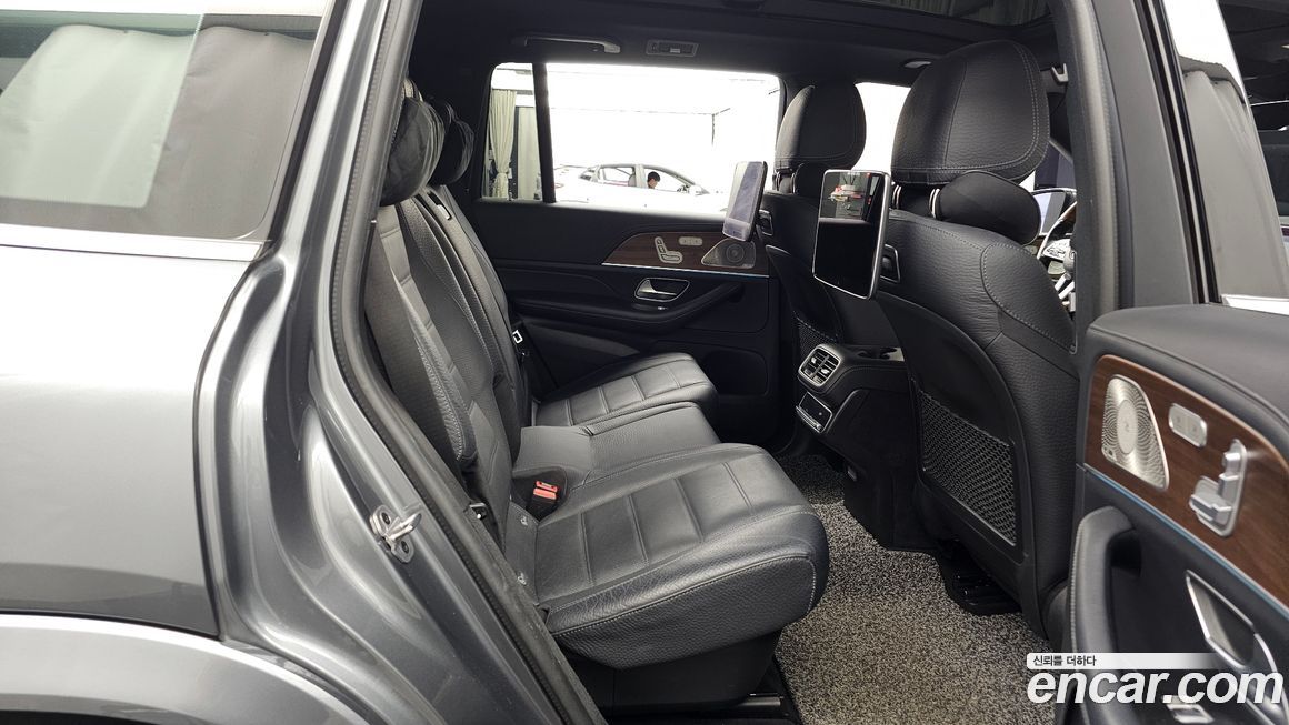 Mercedes-Benz GLS-Class 2021