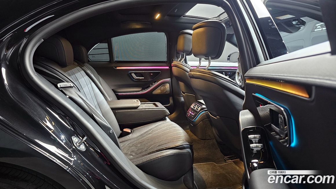 Mercedes-Benz S-Class 2021