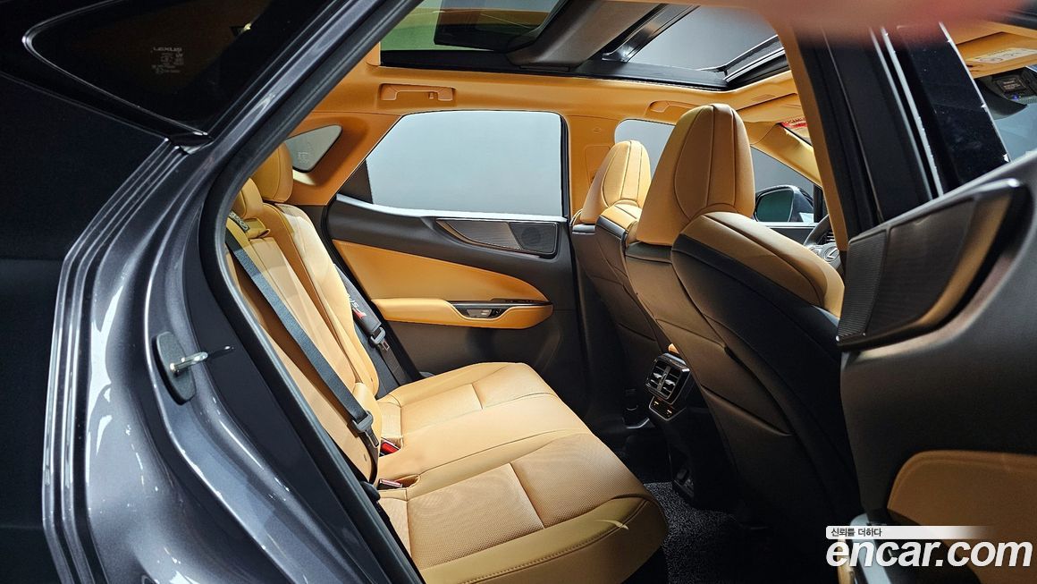 Lexus NX 2026