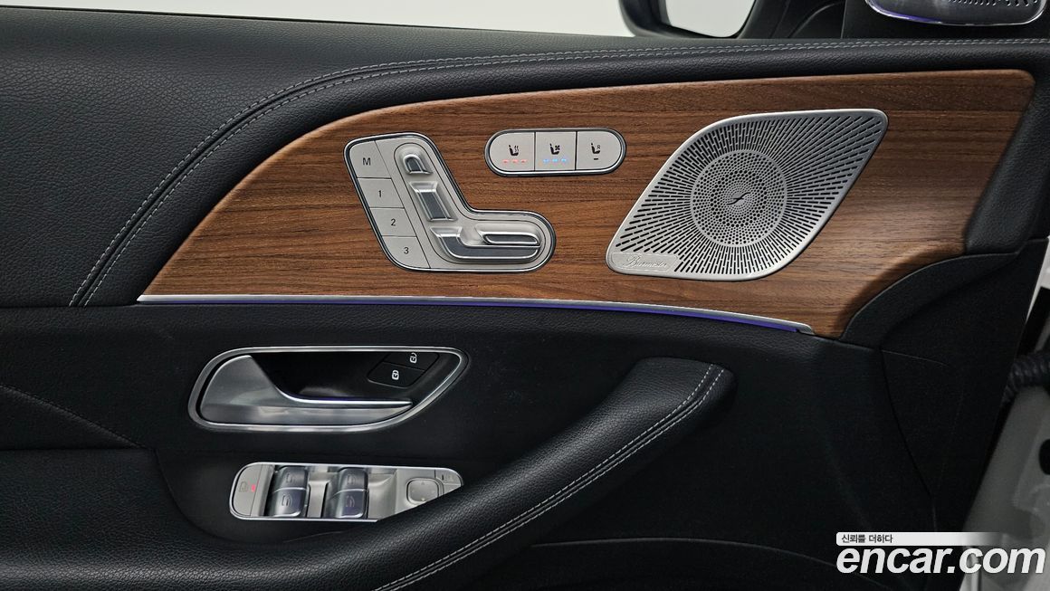 Mercedes-Benz GLS-Class 2021