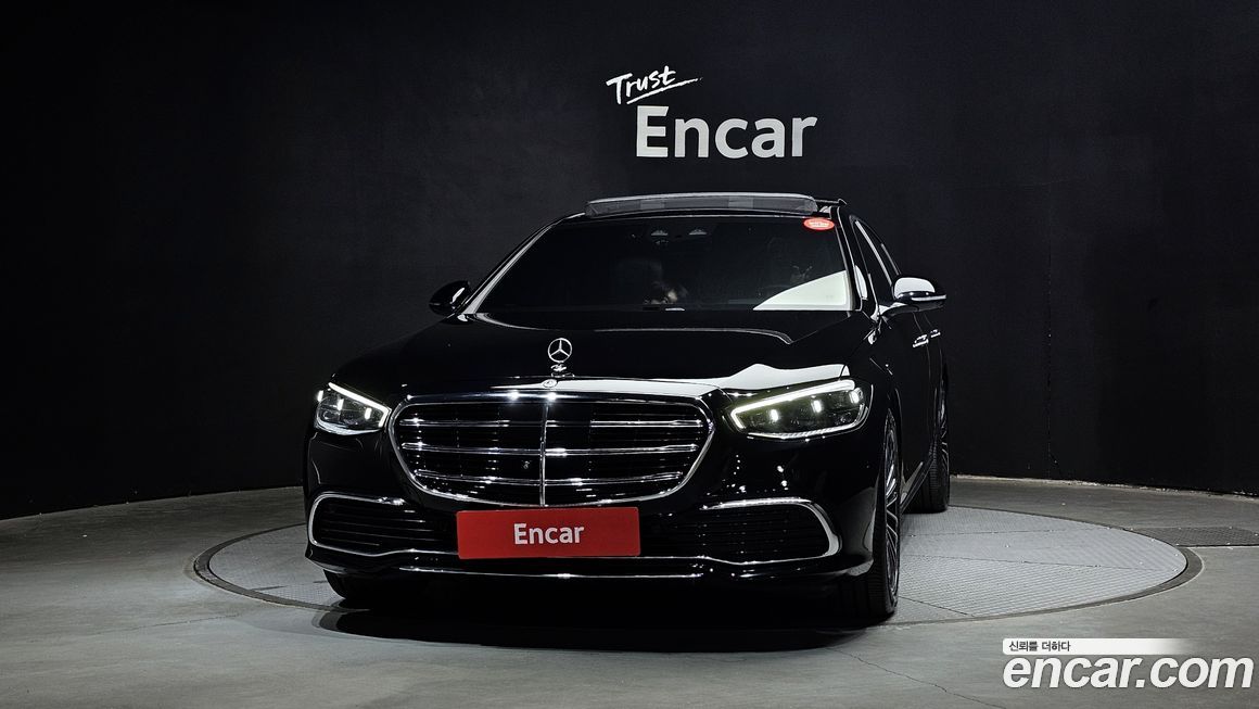Mercedes-Benz S-Class 2021