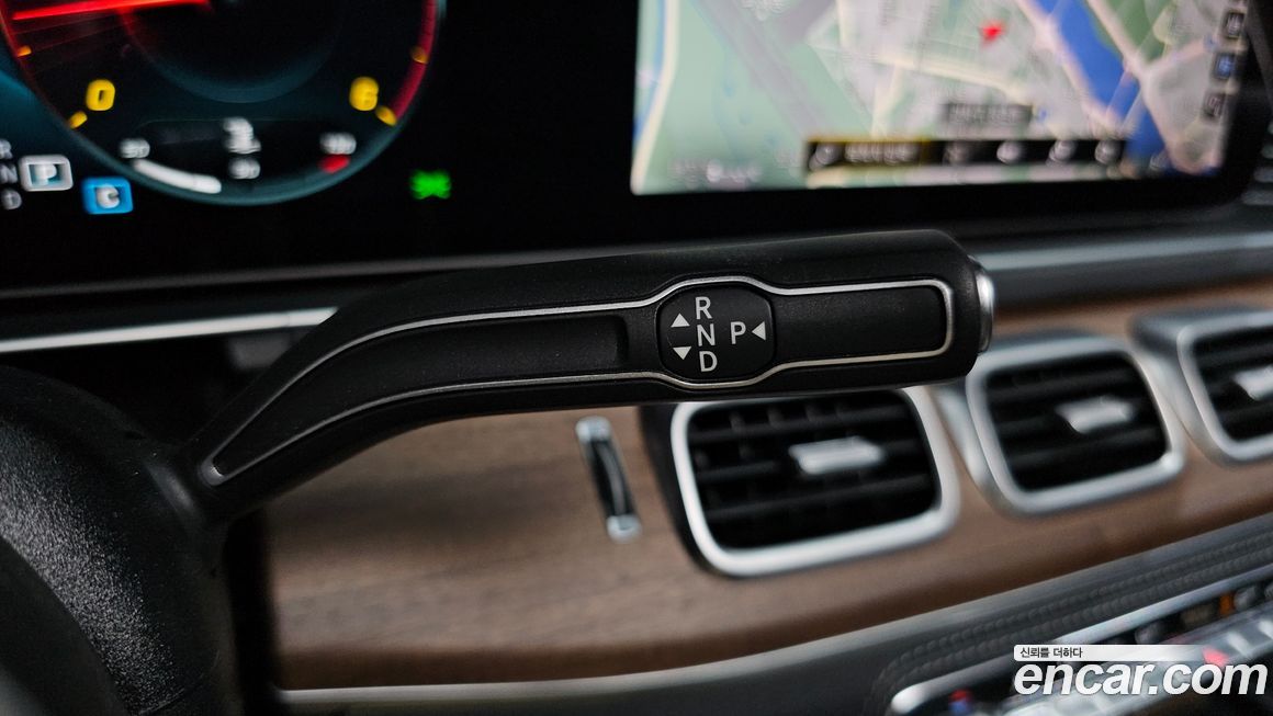 Mercedes-Benz GLS-Class 2021