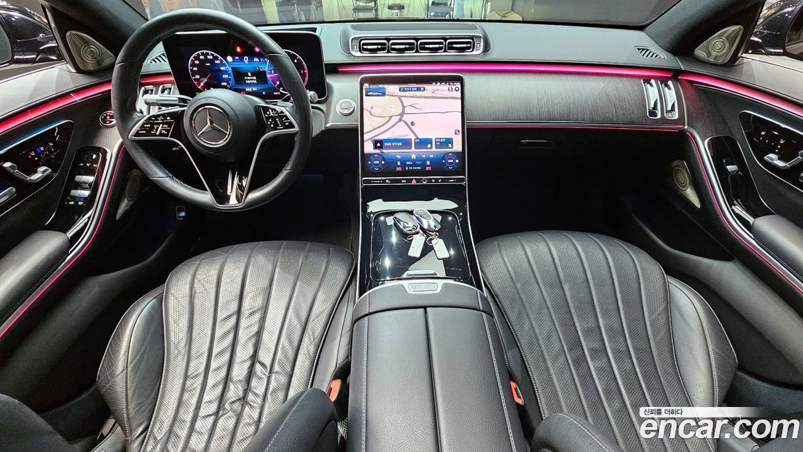 Mercedes-Benz S-Class 2021