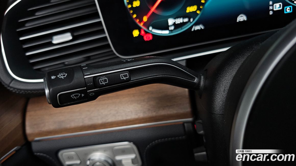 Mercedes-Benz GLS-Class 2021