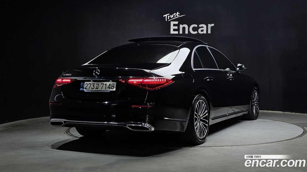 Mercedes-Benz S-Class 2021