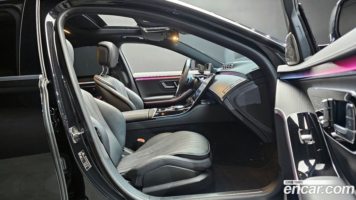 Mercedes-Benz S-Class 2021