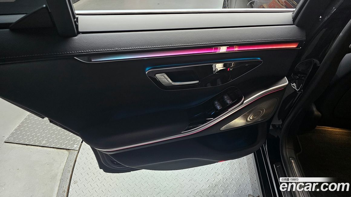 Mercedes-Benz S-Class 2021