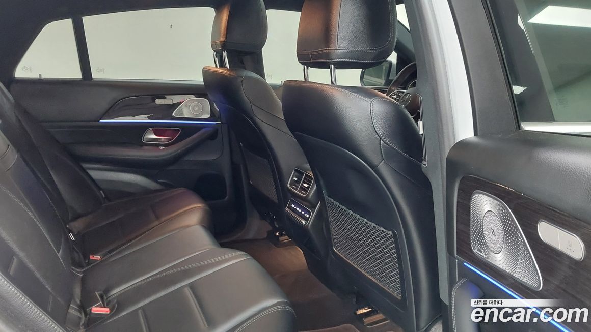 Mercedes-Benz GLE-Class 2021