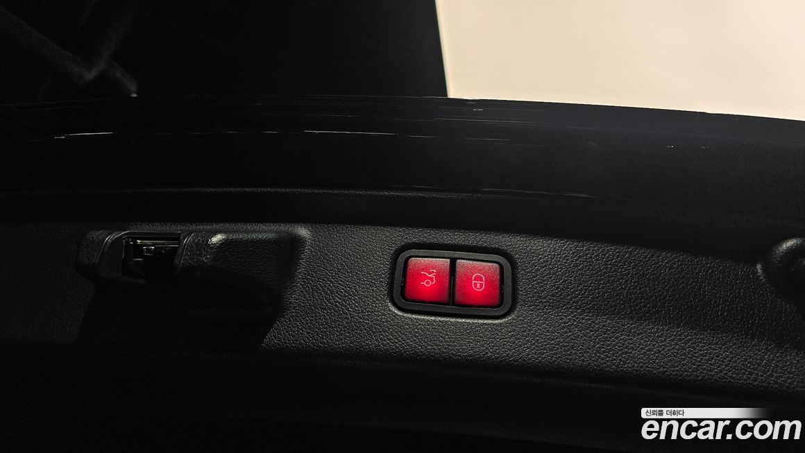 Mercedes-Benz S-Class 2021