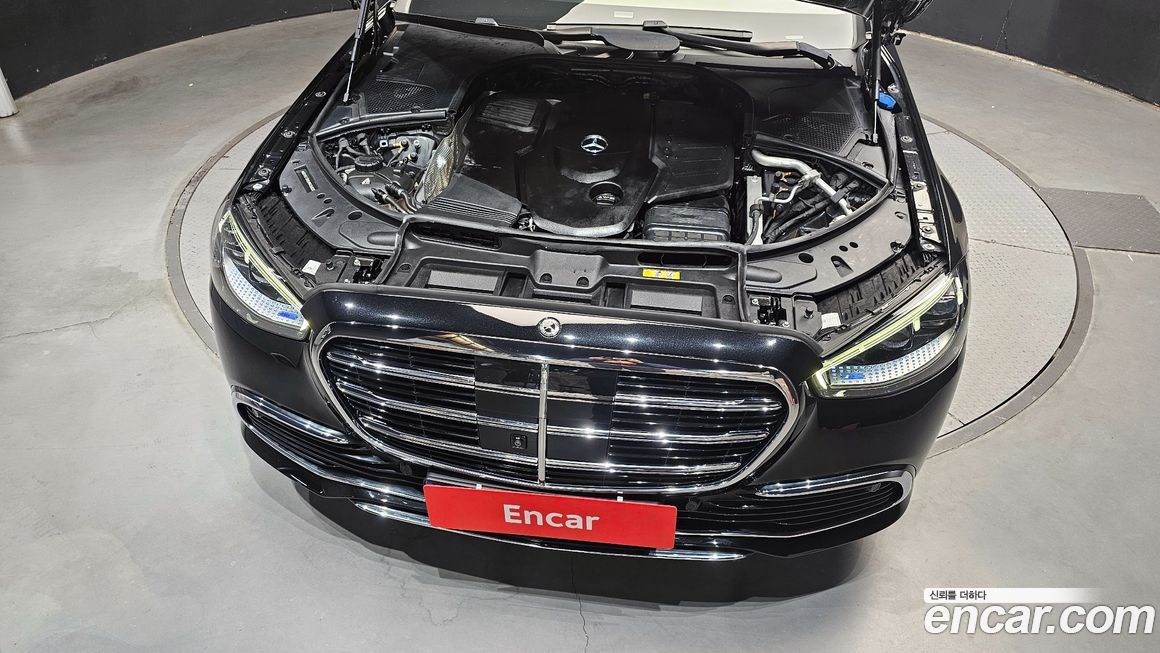 Mercedes-Benz S-Class 2021