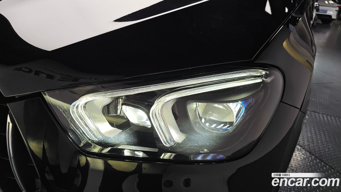 Mercedes-Benz GLE-Class 2023