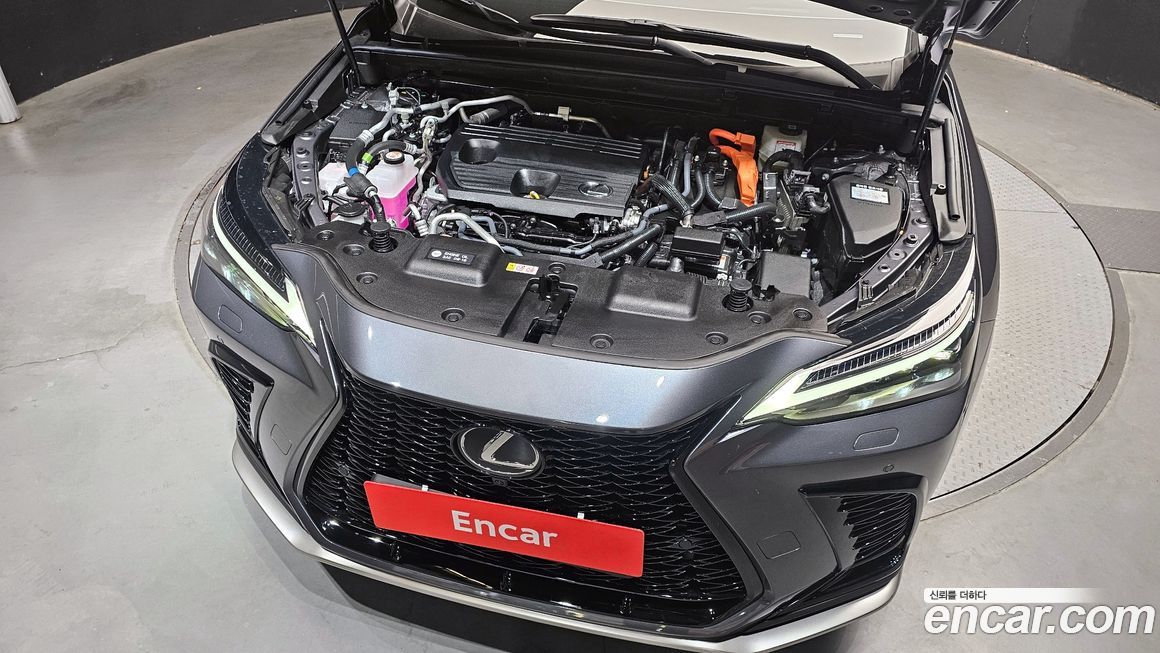 Lexus NX 2026
