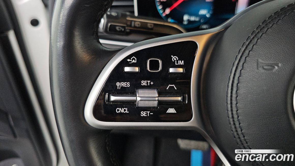 Mercedes-Benz GLS-Class 2021