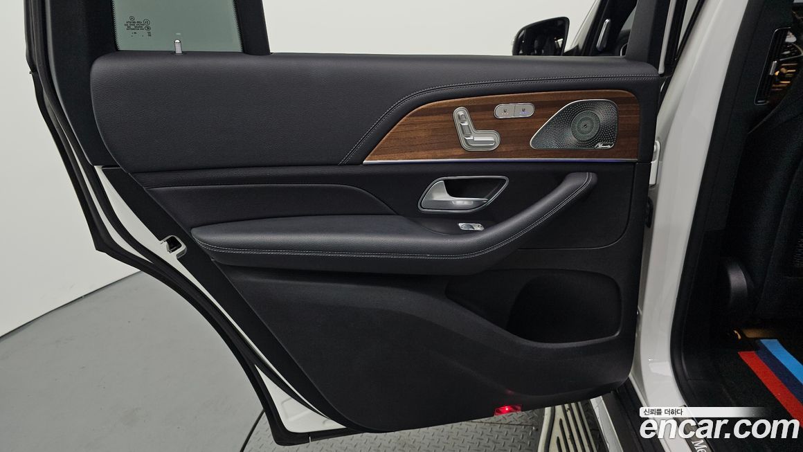 Mercedes-Benz GLS-Class 2021