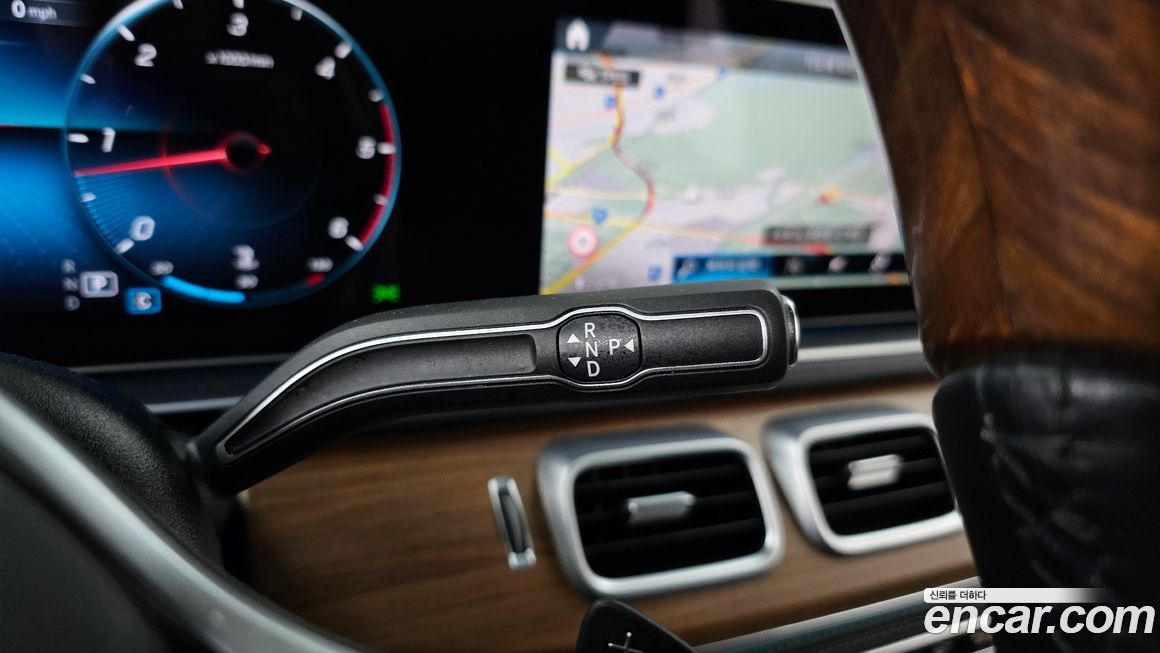 Mercedes-Benz GLS-Class 2021