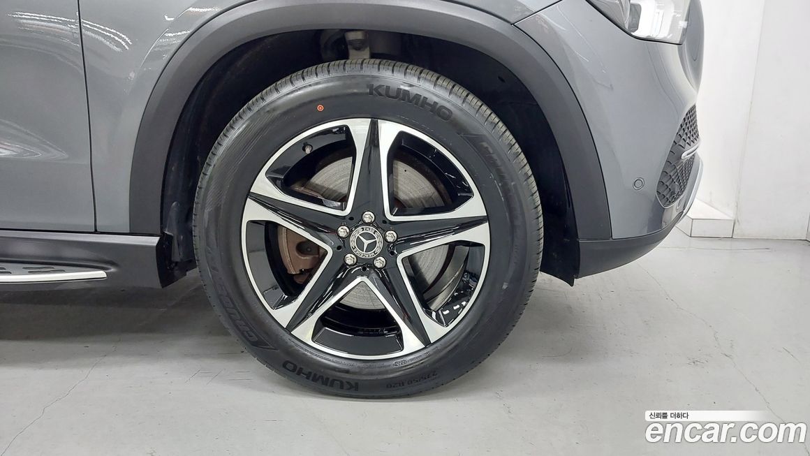 Mercedes-Benz GLE-Class 2021