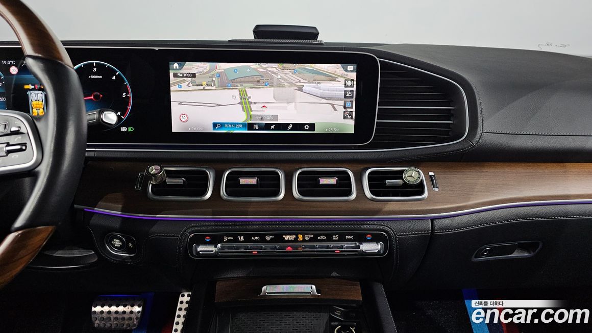 Mercedes-Benz GLS-Class 2021