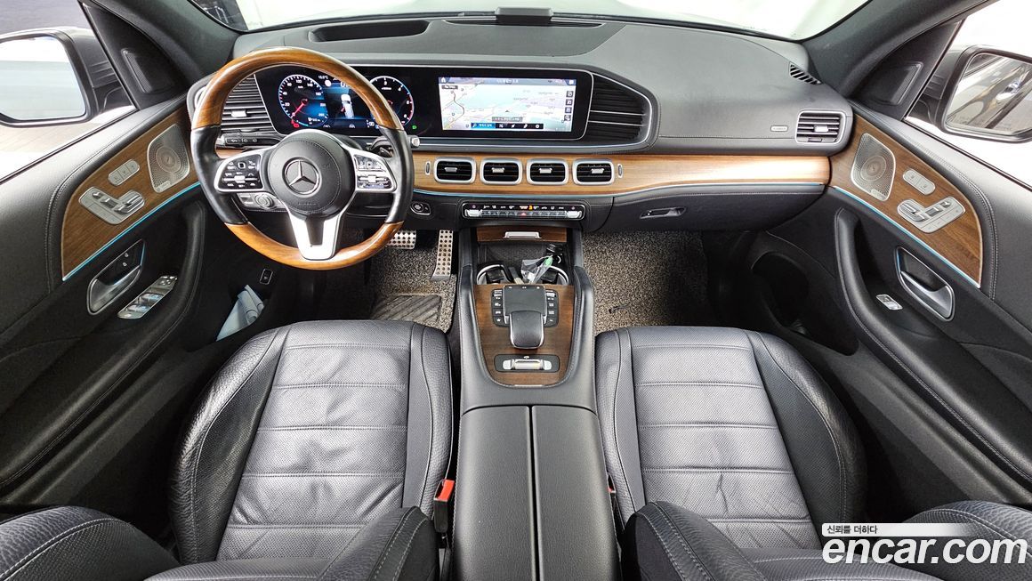 Mercedes-Benz GLS-Class 2021