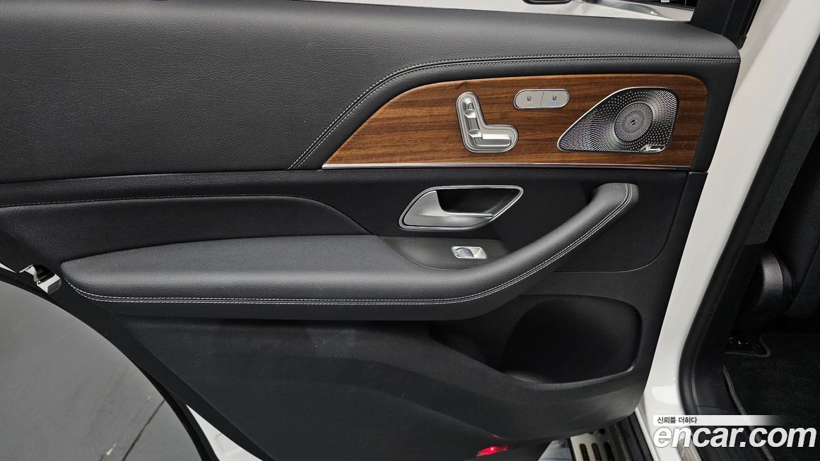 Mercedes-Benz GLS-Class 2021