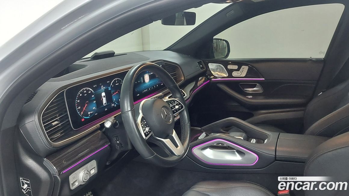 Mercedes-Benz GLE-Class 2021