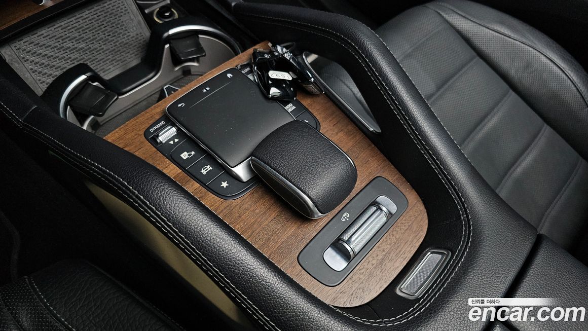 Mercedes-Benz GLS-Class 2021