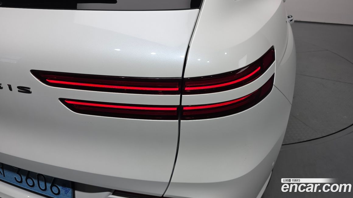 Genesis GV70 2024