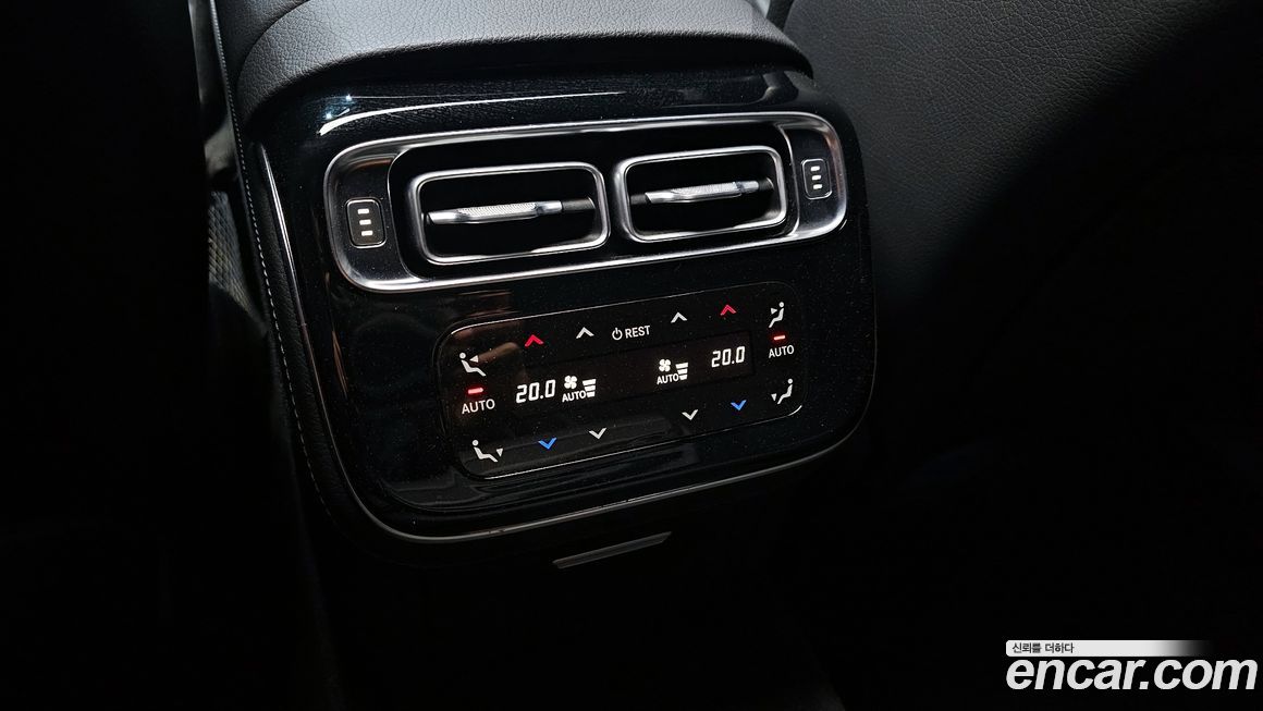 Mercedes-Benz S-Class 2021